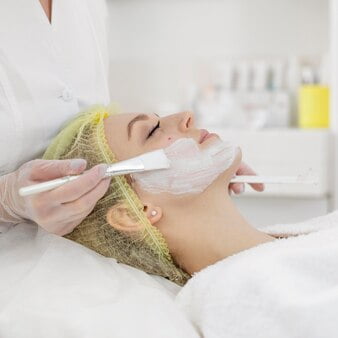 Chemical peel for pigmentation